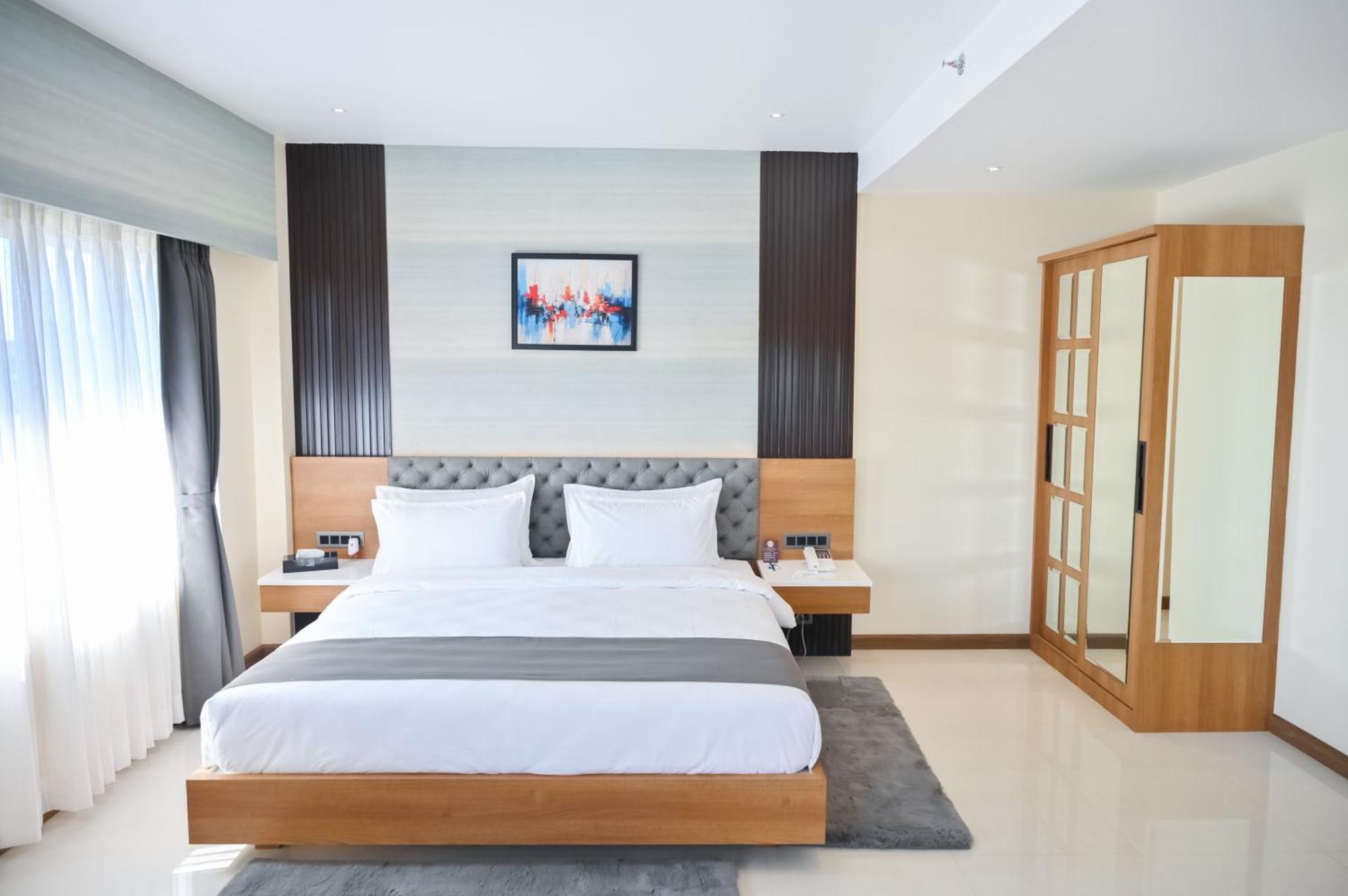 Hotel Barak View Residency Silchar Kültér fotó